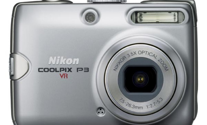  Nikon Coolpix P3 i P4 - stabilnie i bezprzewodowo