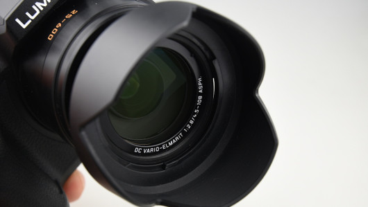 Panasonic Lumix DMC-FZ300