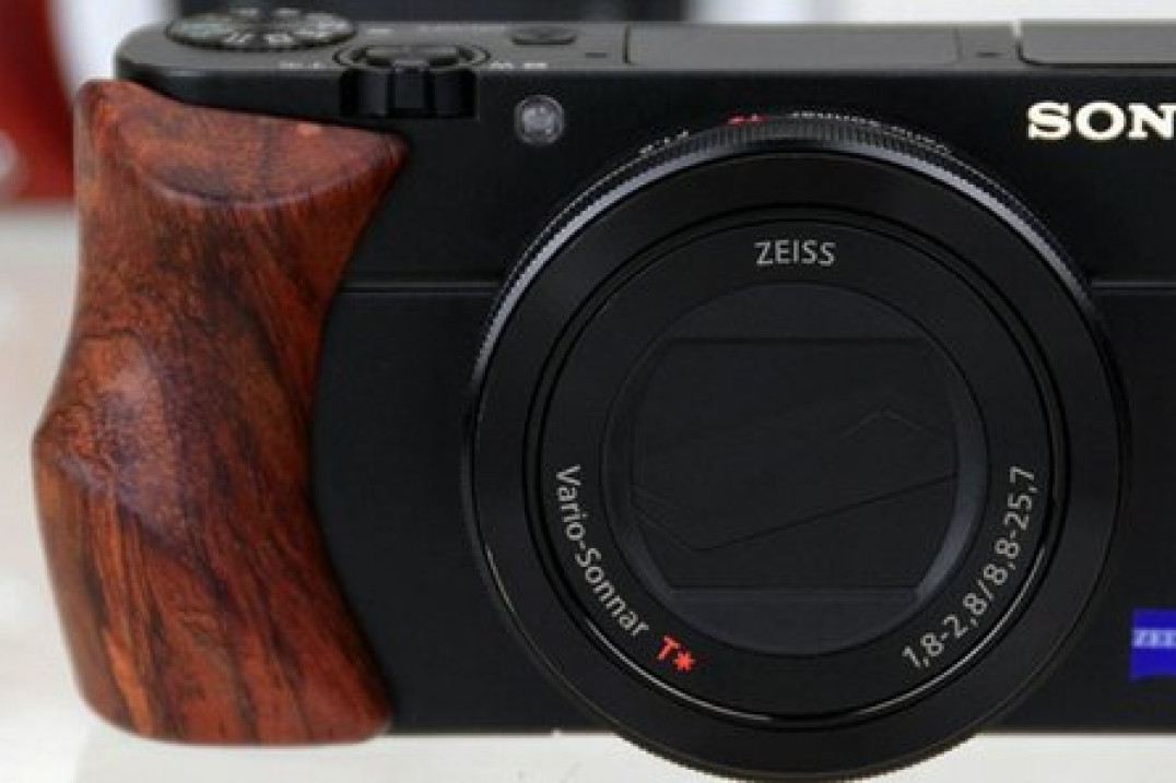 Grip do Sony RX100 inspirowany aparatem Hasselblad Stellar