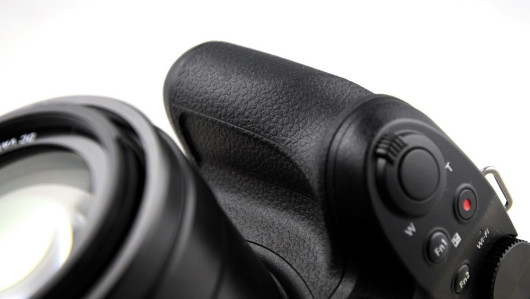 Panasonic Lumix DMC-FZ300