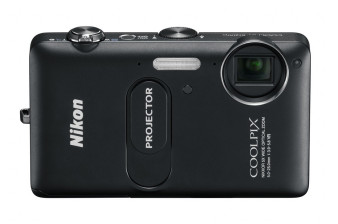 Nikon Coolpix S1200pj - kompakt z projektorem