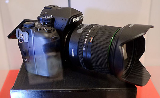 makieta pełnoklatkowej lustrzanki Pentax