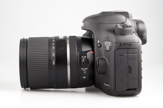 Tamron 16-300 mm f/3.5-6.3 Di II VC PZD MACRO z Canonem EOS 7D Mark II
