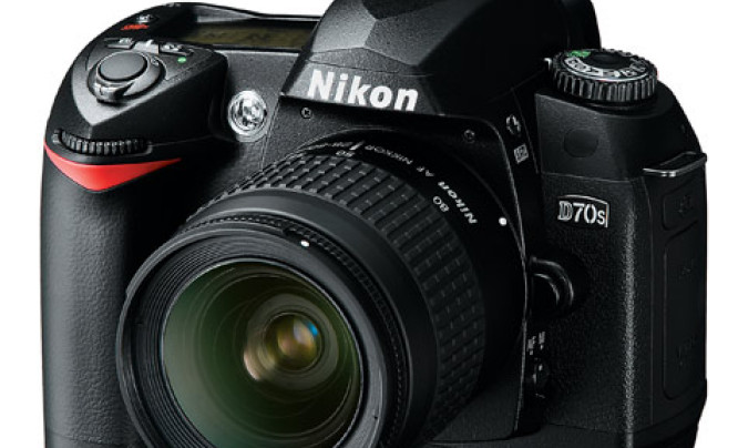  Nikon D70s - wytęż wzrok i znajdź różnice