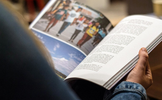 Photoshelter udostępnia darmowy poradnik na temat tworzenia i publikacji książek fotograficznych