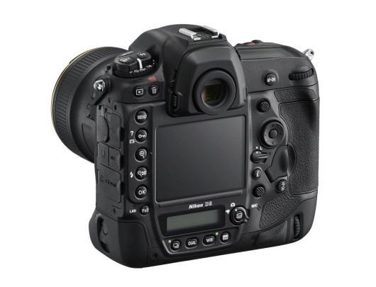 Nikon D5