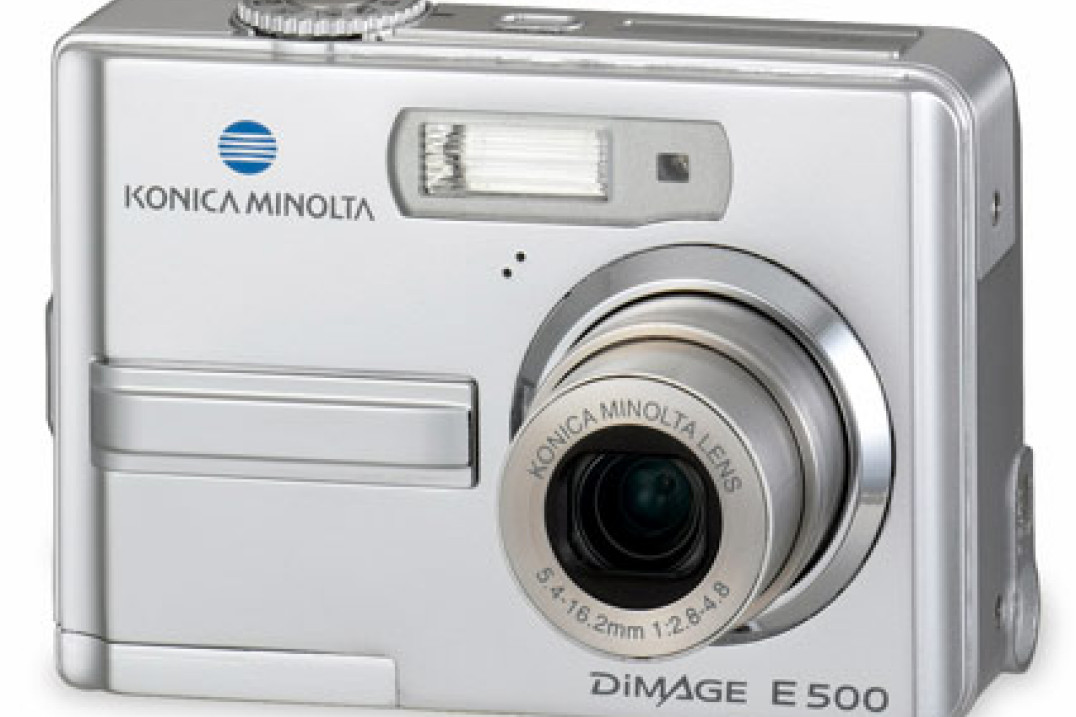 Konica Minolta DiMAGE E500 - na lato