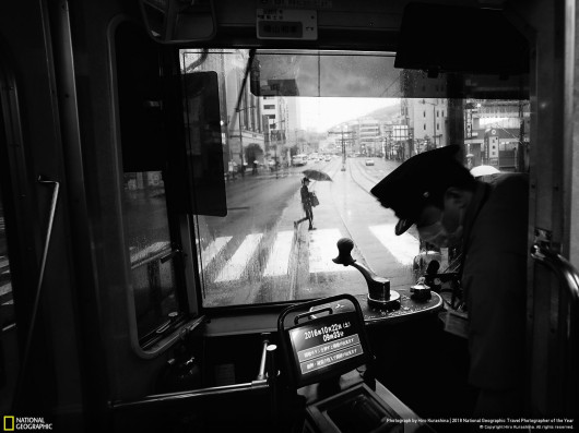 fot. Hiro Kurashina, Another rainy day in Nagasaki, Japan, 1. miejsce w kategorii Cities konkursu National Geographic Travel Photographer of the Year 2018  