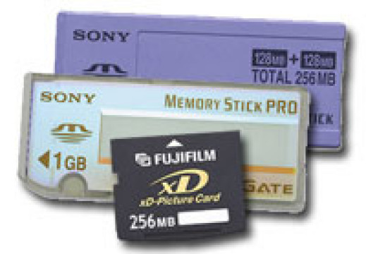 Nowe karty pamięci od Sony, Lexara i Fujifilm