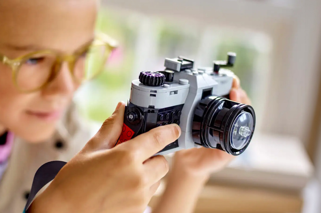 Lego w końcu zrobi prezent fotografom. Retro Camera to zestaw, który pokochają wszyscy fani analoga