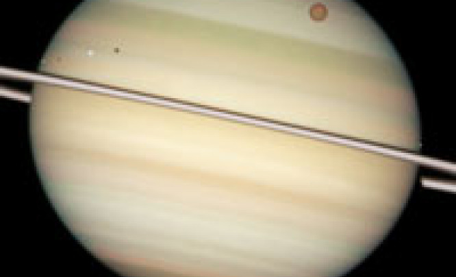  Saturn okiem teleskopu Hubble'a