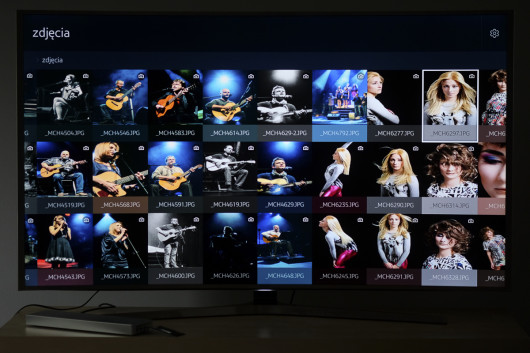 Samsung JS9000 SUHD Smart 3D - wyświetlanie fotografii
