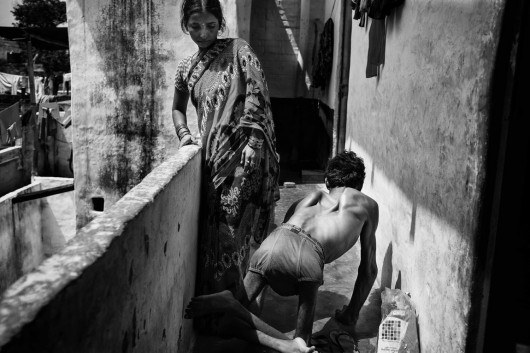 fot. Małgorzata Wakuluk, z cyklu Touch Untouchables - Raj Kumar Ram / Urban Photo Awards 2022