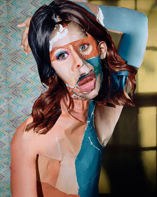 Portrait with a Yellow Window, 45” x 36”, C-Print, 2011, dzięki uprzejmości artysty