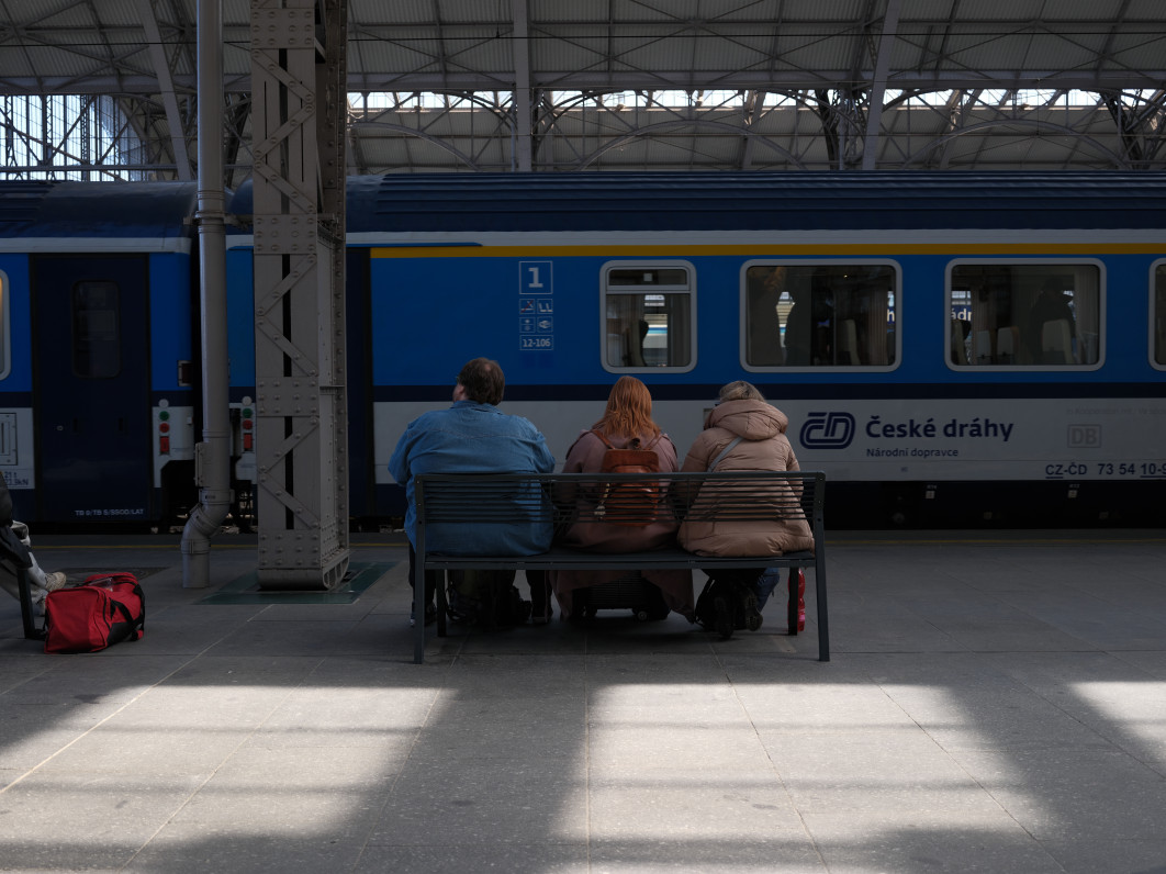 1/125 s, f/4, ISO 160, (crop 35 mm)