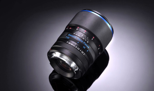 Venus Optics Laowa STF 105 mm f/2 (T/3.2)