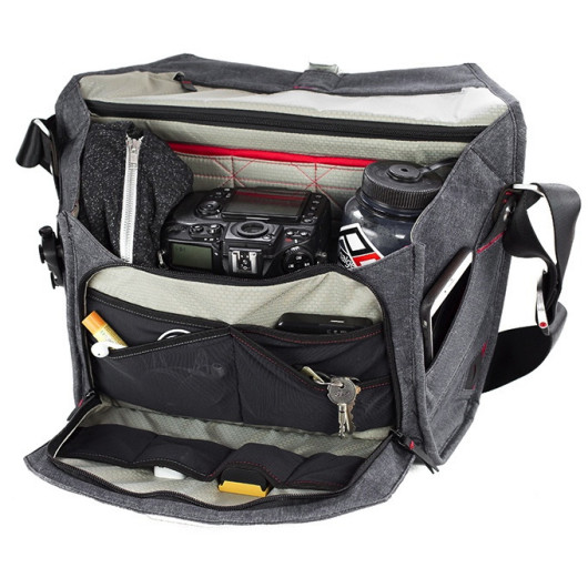 Peak Design Everyday Messenger