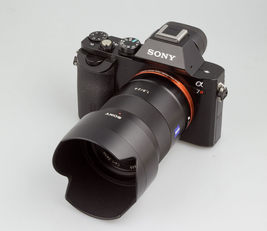 Sony Carl Zeiss Sonnar T* E 24 mm f/1,8 ZA 