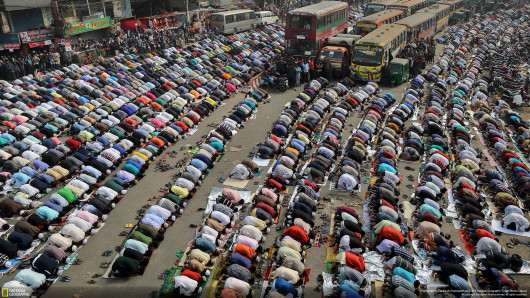 Sandipani Chattopadhyay, STREETS OF DHAKA - III miejsce w kategorii Cities | National Geographic Travel Photographer of the Year 2019
