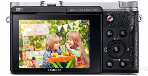 Samsung NX3000 - łatwe "selfie"