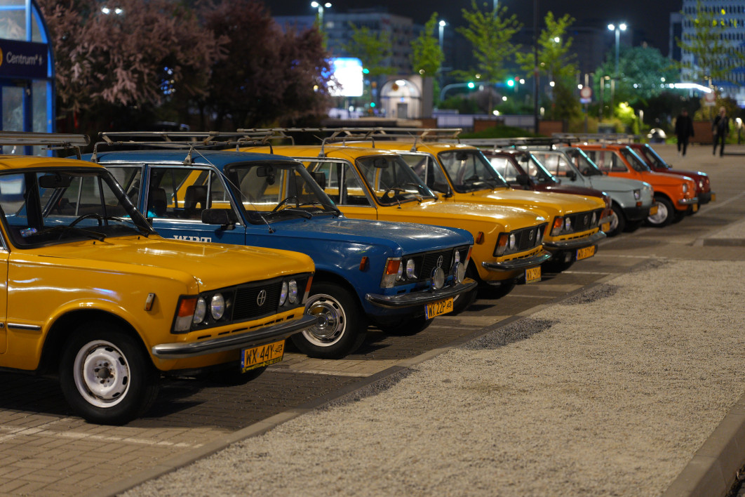 1/40 s, f/2, ISO 1600, 70.0 mm