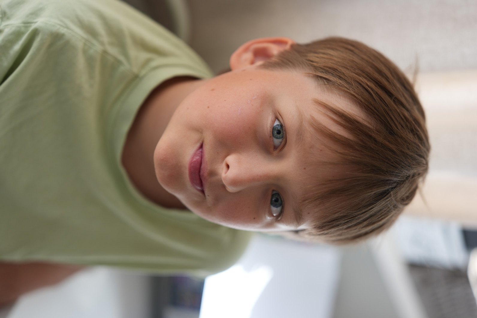 1/320 s, f/2, ISO 100, 70.0 mm