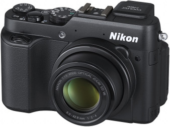 Nikon COOLPIX P7800