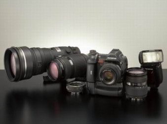 Olympus, "E-System" i "System 4/3"