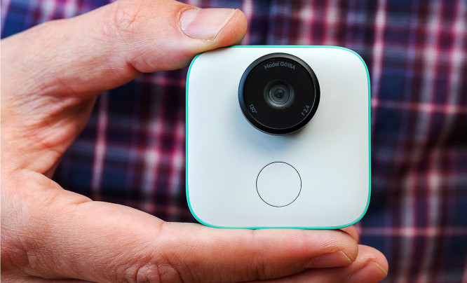  Za kamerką Google Clips stoi sztuczna inteligencja, która nauczy się Twojego życia