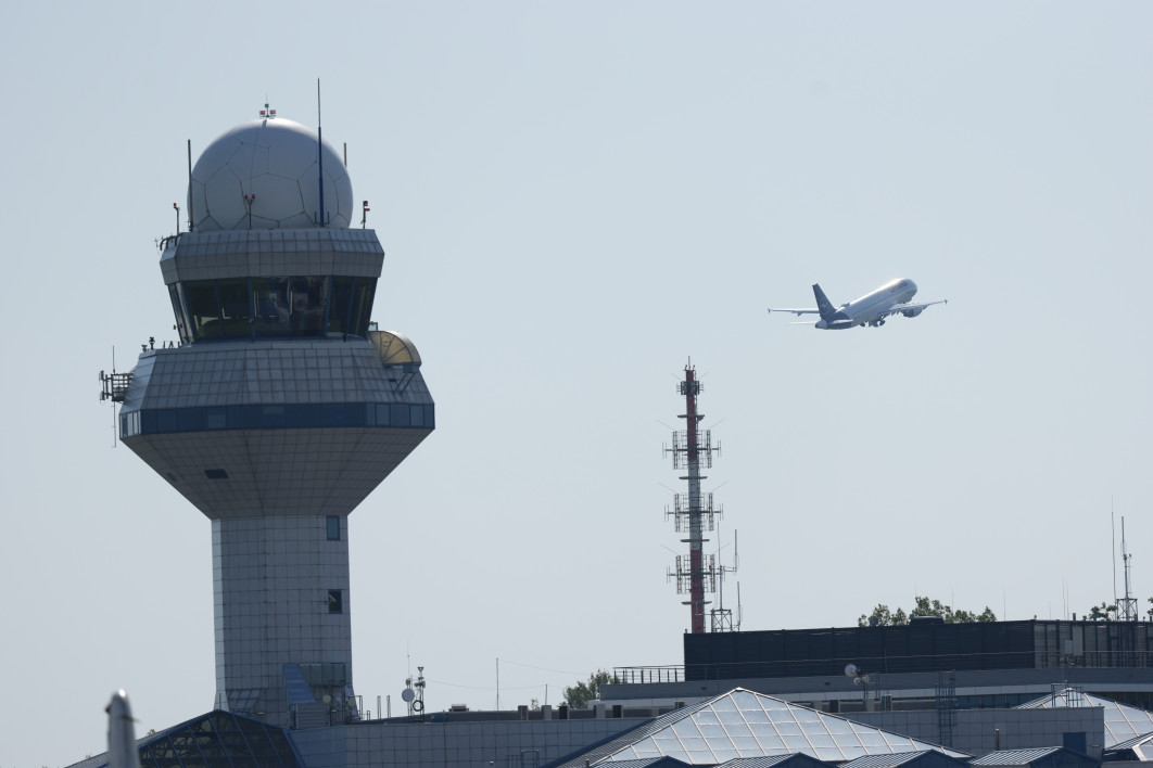 1/2500 s, f/5.6, ISO 200, 400 mm