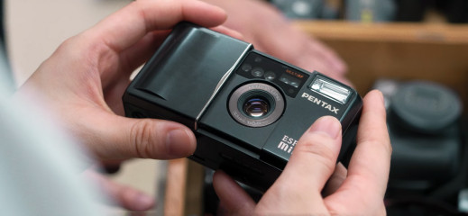 Nadchodzący aparat analogowy Pentaxa będzie kompaktem