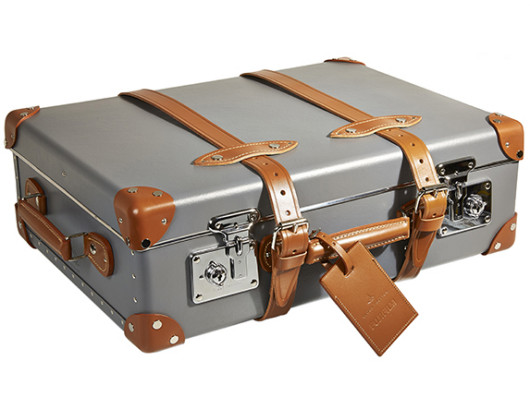 Fujifilm X-T1 Graphite Silver Limited Edition Globe-Trotter Kit
