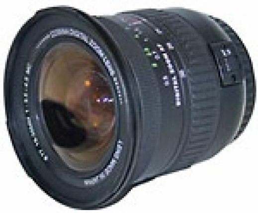 Cosina 19-35 mm f/3,5-4,5 dla oszczędnych