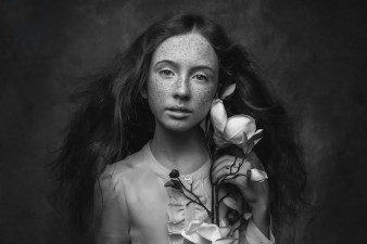 Paulina Duczman zwyciężczynią B&amp;W Child 2017 - największego konkursu fotografii dziecięcej. Wielu Polaków na podium