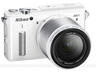 Nikon 1 AW1 - odporny bezlusterkowiec