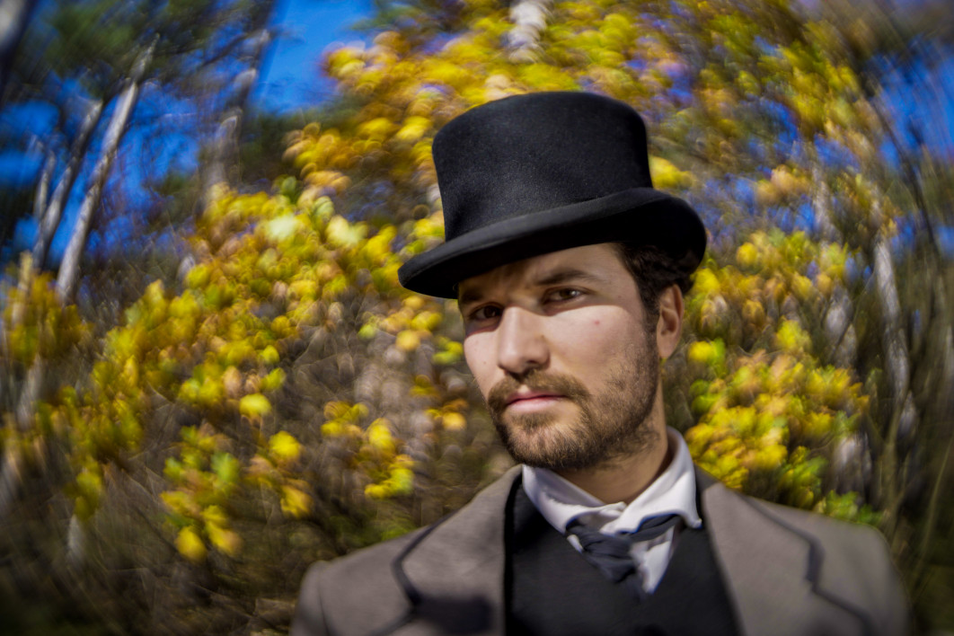 Joseph Petzval Focus-coupled Bokeh Control 27 mm f/1.7