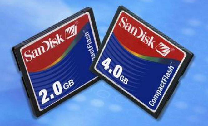  SanDisk 2GB i 4GB CompactFlash Typ I