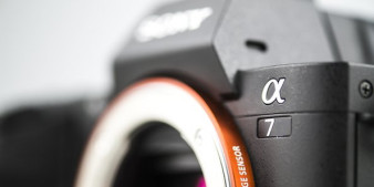 “Zawodowiec do wynajęcia” - wypróbuj aparat Sony A7 przed zakupem