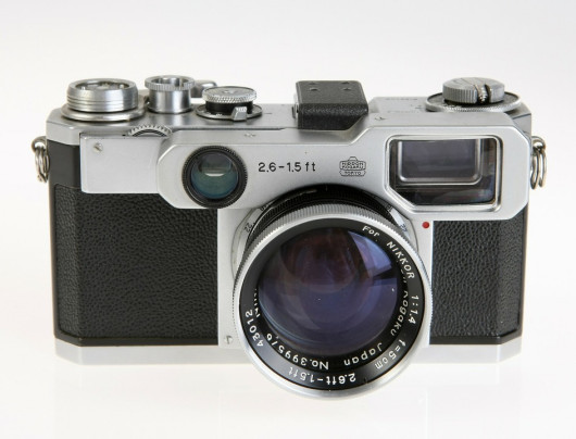Nikon S2 Black Dail