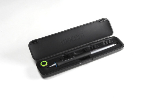 piórko Pro Pen z 2048 poziomami nacisku