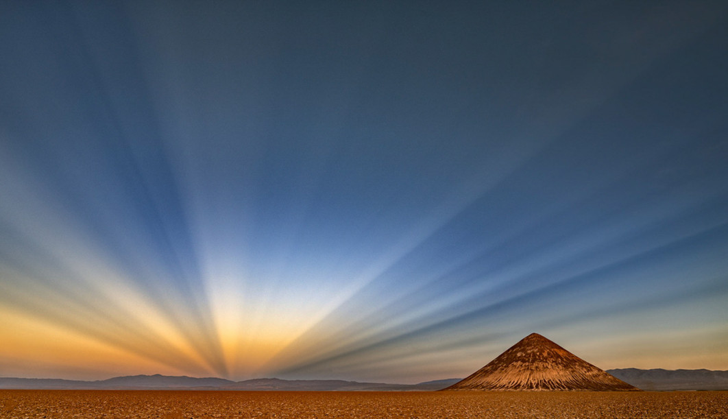 Fot. Ignacio Palacios, "Cono de Arita", 2. miejsce w kat. Landscape / Nature Photographer of the Year 2025
