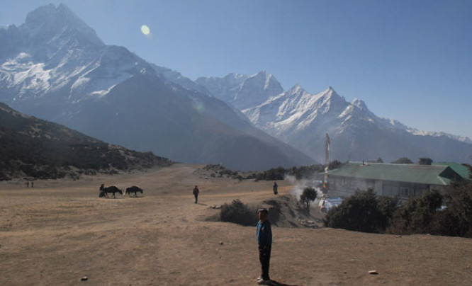  Akademia Nikona u stóp Himalajów. Fotoekspedycja z Tomaszem Tomaszewskim do Nepalu