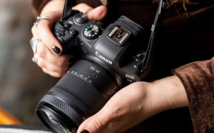 Canon EOS R6 - nowy firmware poprawia czasy nagrywania wideo. Jest lepiej niż w przypadku R5