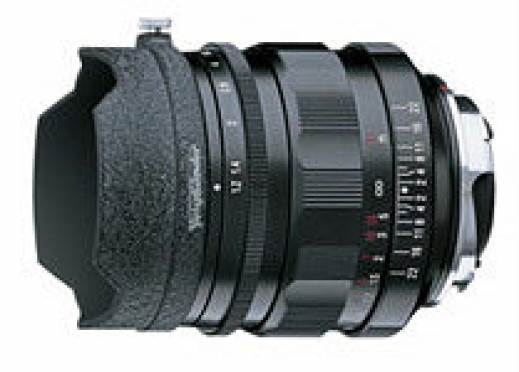 Superjasny Voigtlander 35/1.2 Nokton