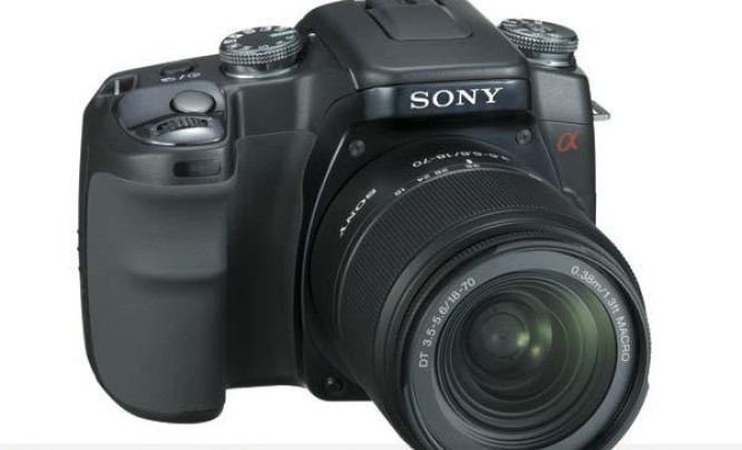  Sony Alpha A100 - z impetem w głąb!