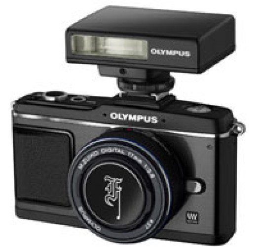 Olympus E-P2 w czarnych zestawach