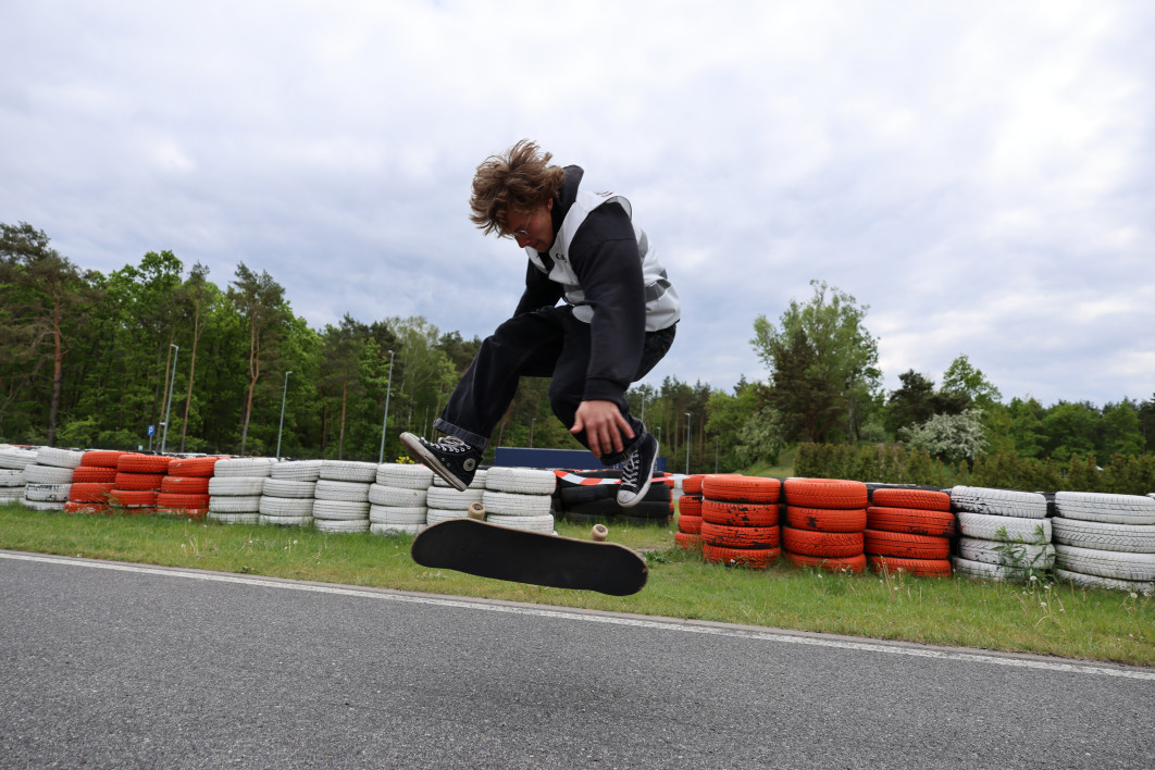 1/800 s, f/4, ISO 100, 20.0 mm