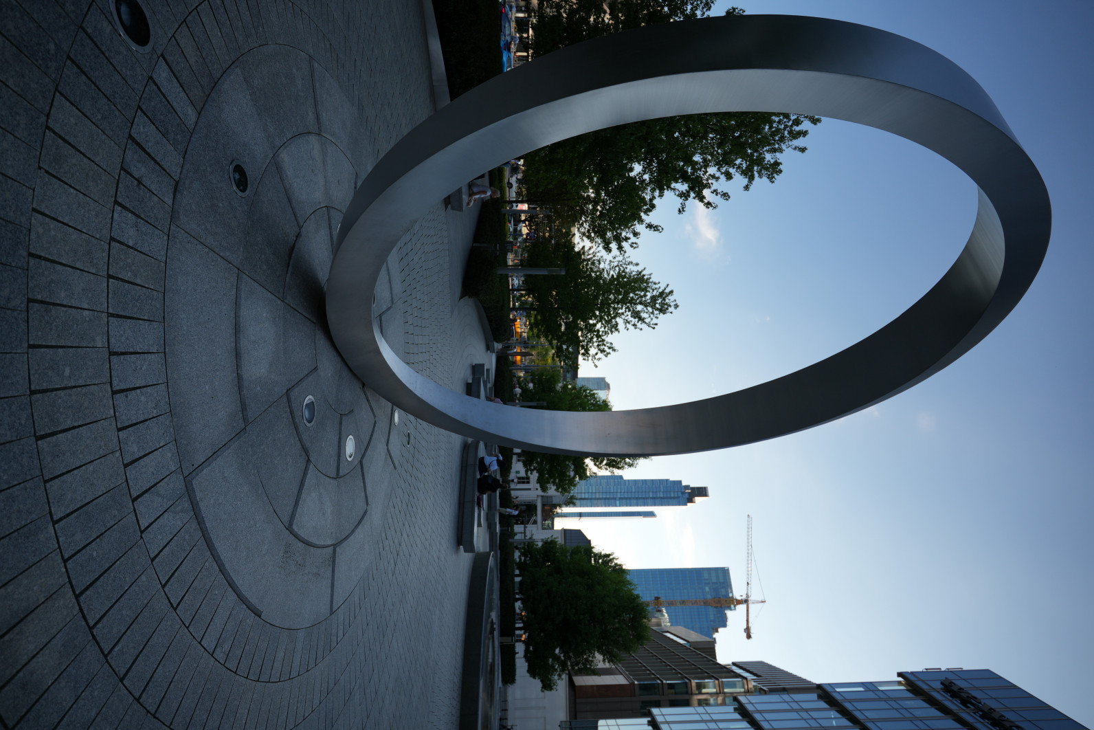 1/1000 s, f/2.8, ISO 100, 16.0 mm