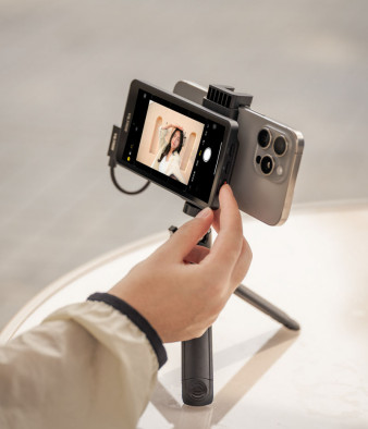 Viltrox DC-T1 - selfie screen dla twórców rolek i mobilnych vlogów