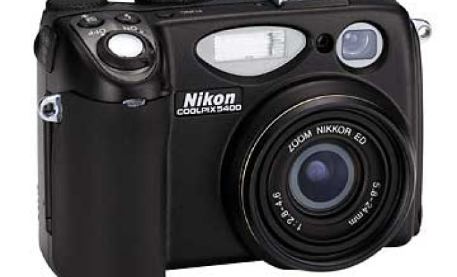  Nikon Coolpix 5400